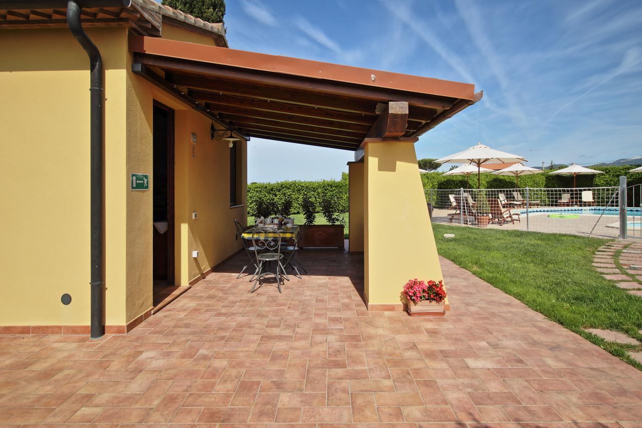 Podere Tre Cipressi Aparthotel Campiglia Marittima Exterior foto